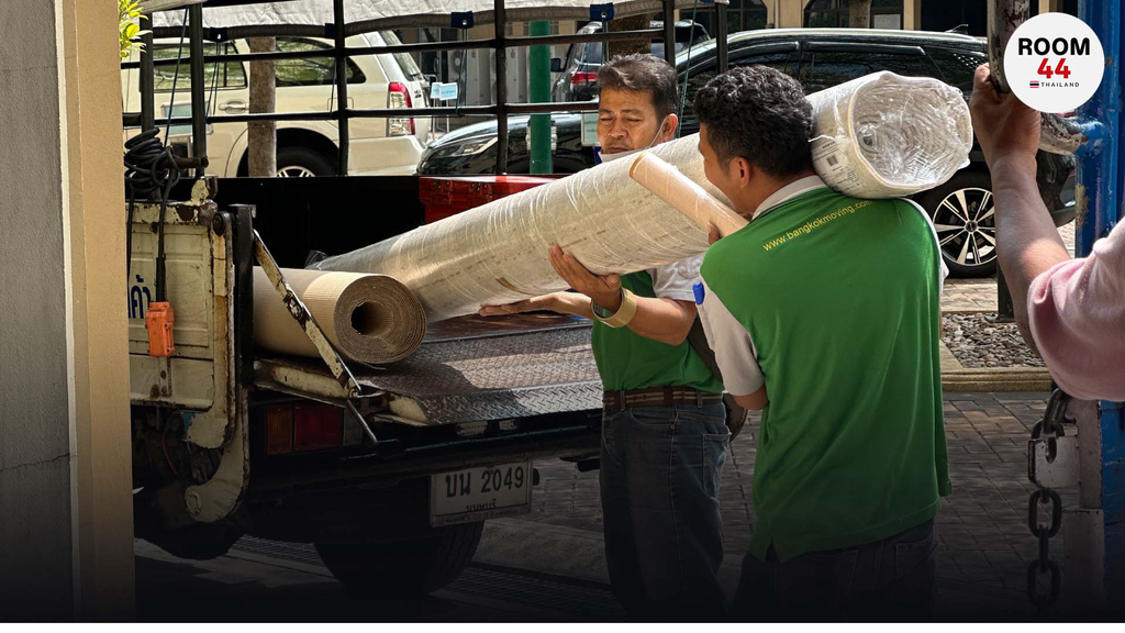 “สันติ ปิยะทัต” เก็บของออกจากห้องทำงานทำเนียบฯ